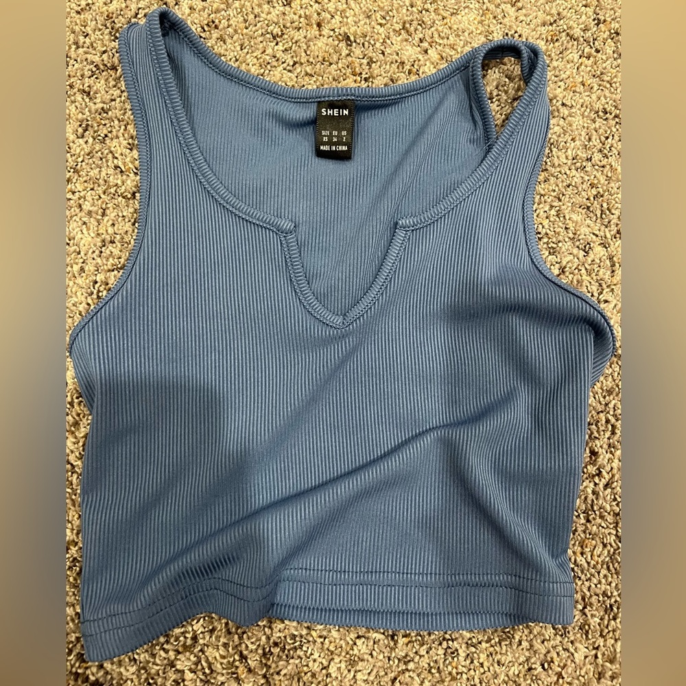 Tank top.